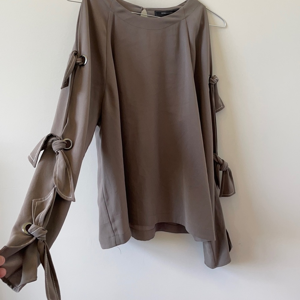 grey tie-at-the-arm top